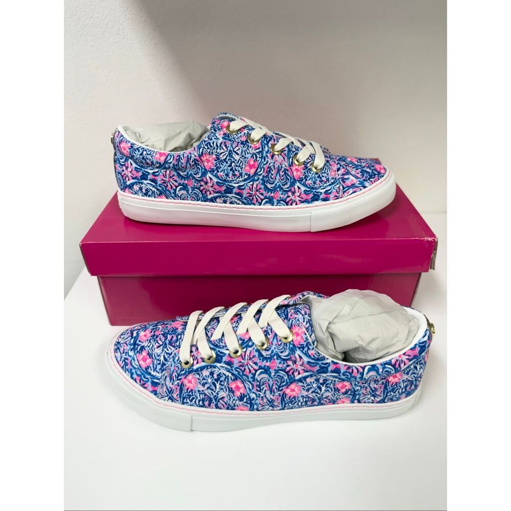 Lilly‎ Pulitzer Abigail Sneaker Blue Peri Takin It Easy Accessory Sneakers 8.5